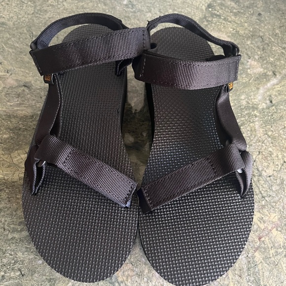Teva Women's platform Universal Water-Ready Sandals - Black Flatform. - Picture 2 of 4